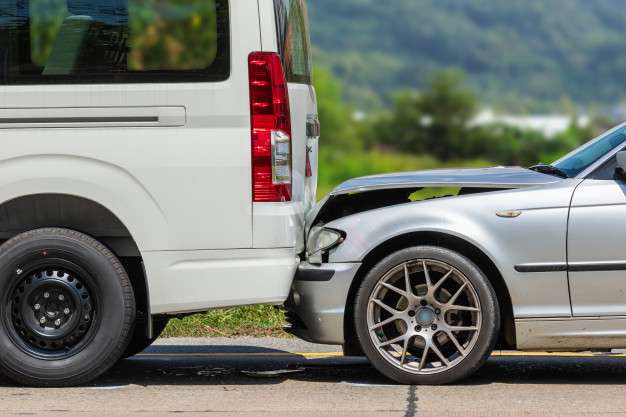 Understanding When to Contact a Car Accident Law Firm