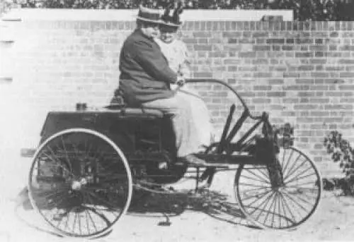 Born on this day, John Henry Knight, a wealthy engineer and inventor who was the first person to be convicted of speeding in the UK, after he built Britain’s first petrol-powered motor vehicle in 1895