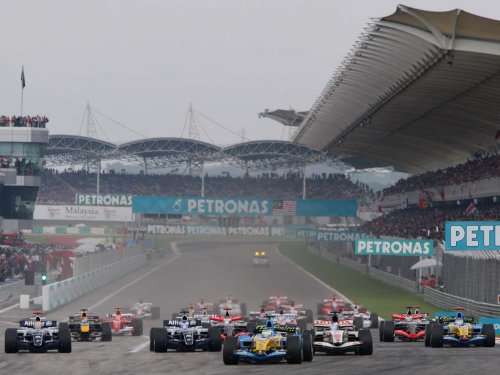 The Malaysian Grand Prix held at Sepang was won by Giancarlo Fisichella driving a Renault R26, who took the final of his three victories in Formula One
