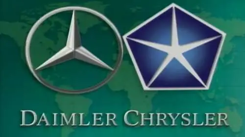 The brand-new DaimlerChrysler began trading its shares on the New York Stock Exchange